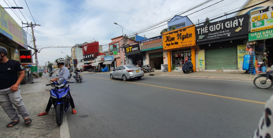 Cho thuê mặt bằng 200m2 măt tiền đường Kha Vạn Cân Linh Chiểu