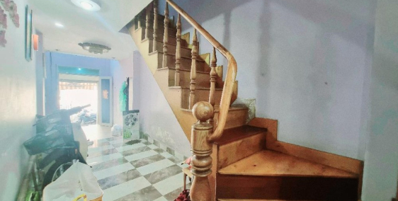 GẤP BÁN NHÀ NGUYỄN NGỌC LỘC - QUẬN 10 - 4 Tầng – 38m2– HẺM 3M - CHỈ 4.X TỶ