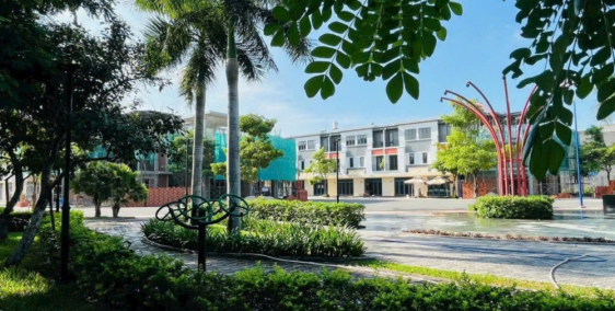 Thuận An Bán Gấp Nhà Phố Mặt Tiền 1 Trệt 2 Lầu Sổ sẵn Công chứng sang tên ngay