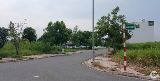 CHÍNH CHỦ CẦN BÁN GẤP NỀN ĐẤT ĐÃ CÓ SỔ HỒNG 100M2 08.3333.2022