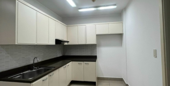 Bán gấp căn hộ chung cư Charm Plaza,thành phố Dĩ An tỉnh Bình Dương