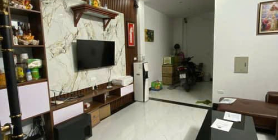 Bán nhà mới Xuân Đỉnh có Thang Máy ô tô đỗ cổng 38m mt 3,5 thoả thuận