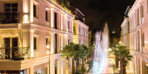 Sập hầm căn gốc nhà phố 4 tầng Pavillon-phố Tây đầu tiên Q. Hải Châu, bán nhanh