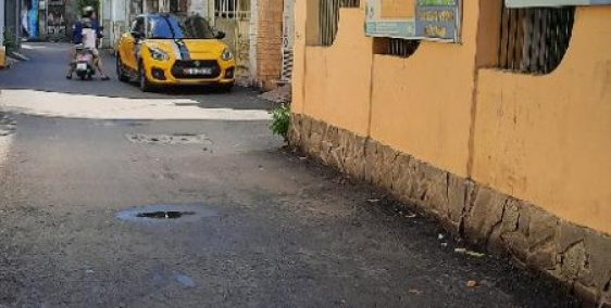 chủ cần đổi nhà mới to hơn nên cần bán căn nhà ngay nơ trang long phường 7 BT