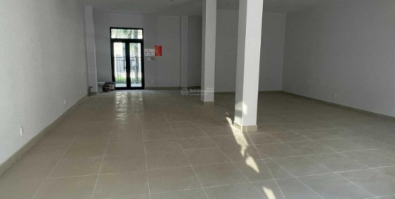 cho thuê nhà phố hoàn thiện tầng trệt sử dụng nguyên căn-0903257578