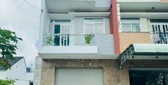 BÁN NHÀ 2 LẦU KHU DÂN CƯ HỒNG LOAN ĐƯỜNG D6 , GIÁ CHỈ 4,68 TỶ