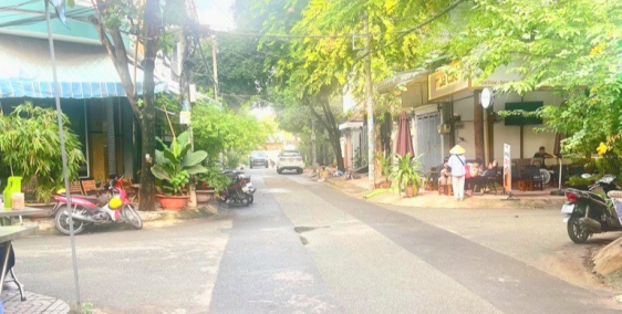 Cần Bán Gấp Nhà D2 Dòng Tiền 50tr/tháng,Hẻm Xe Tải, 72m chỉ 12.35 tỷ