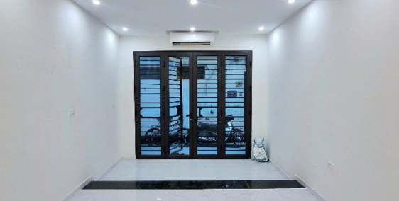 NHÀ ĐẸP  MINH KHAI -TRUNG TÂM HAI BÀ TRƯNG - 2 THOÁNG - NỞ HẬU - 40M RA OTO