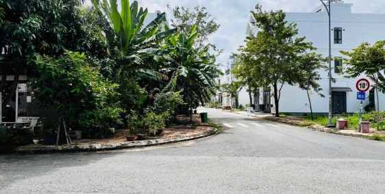 Bán nền góc 2 mặt tiền đường số 8 và số 1 khu Văn Hoá Tây Đô