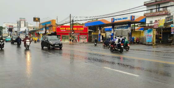 Bán nhà mặt tiền QL 1A đối diện BV Thánh Tâm, Biên Hòa. iện tích 464m2 giá 16.8