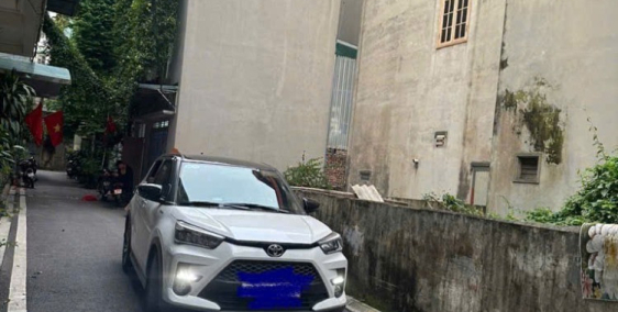 Đất đẹp mặt tiền quyền lực-lô góc-2 mặt tiền đều ô tô tránh nhau