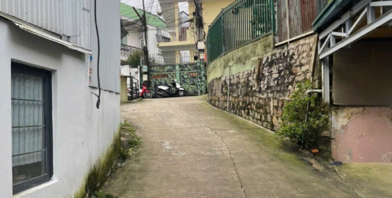 Chính chủ bán cắt lỗ ngôi nhà tại trung tâm Đà Lạt thích hợp đầu tư kinh doanh