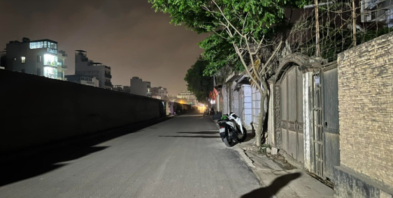 Mặt phố quận Tây Hồ - 195m2  - MT 8m nở hậu 10m - 1 mặt phố 1 mặt ngõ ô tô vào