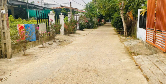 CẦN BÁN LÔ NGAY CHỢ GIÁP QUỐC LỘ 609