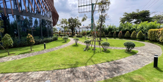 Cho thuê mặt bằng 2000m² mặt tiền QL 20 Tp. Bảo Lộc, kinh doanh cà phê sân vườn