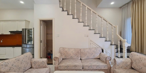 Bán biệt thự Mega Village mặt tiền Võ Chí Công, ngang 7m, Sổ hồng, Full nội thất