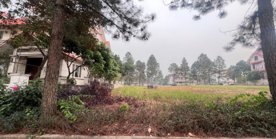 Chính chủ bán biệt thự 400m2 C24 gần kênh điều hòa