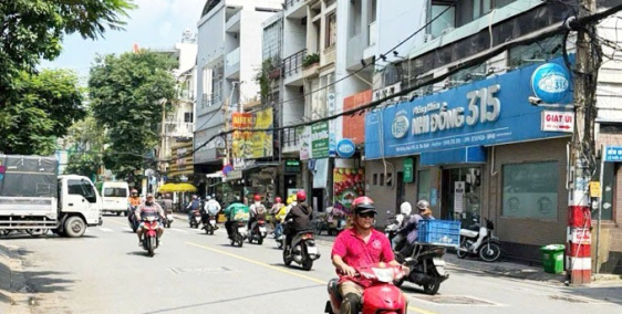 Nhà Mặt Tiền KD, Đồng Đen, 2 tầng, Tân Bình, 4.3x19m, 80m2, nhỉnh 15 tỷ TL