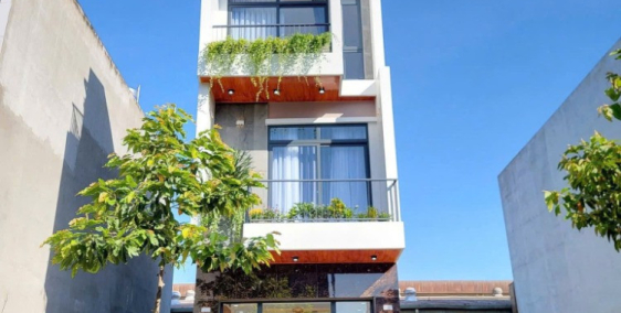 chính chủ cần bán gấp nhà tại trung tâm ngoại ngữ