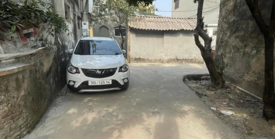 VIỆT HƯNG, LONG BIÊN - LÔ GÓC THOÁNG SÁNG