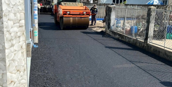 Cần bán 2 nhà cấp 4 và 1 lô đất liền kề full thổ cư