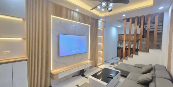 Bán nhà Thanh Lân giá 4.98 tỷ, diện tích 31m2, 4 tầng, mặt tiền 3.5m