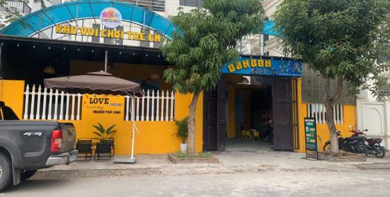 𝐂𝐡𝐢𝐚 𝐬𝐞̉ 𝐦𝐚̣̆𝐭 𝐛𝐚̆̀𝐧𝐠 𝐤𝐢𝐧𝐡 𝐝𝐨𝐚𝐧𝐡 𝐛𝐮𝐨̂̉𝐢 𝐬𝐚́𝐧𝐠,trưa