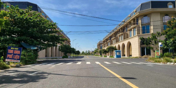 CHỈ NHỈNH 2TỶ XÍU CÓ NGAY LÔ ĐẤT 100M2-ĐƯỜNG 5M5-VỊ TRÍ VIP LIÊN CHIỂU