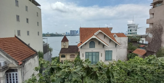 Bán gấp nhà riêng chính chủ tại phố Yên Phụ