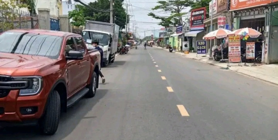 CẦN BÁN GẤP NHÀ 1 LẦU ĐANG CHO THUÊ MỞ TIỆM TÓC 5TR/THÁNG GẦN CHỢ BÌNH CHÁNH