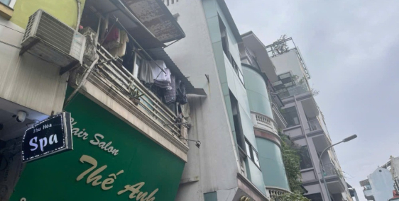 Bán 116m nhà 4,5 tầng mặt phố ngõ 66 Ngọc Lâm, có thể định cư hoặc cho thuê ổn đ