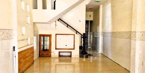 Cho thuê nhà nguyên căn mặt tiền đường 3, Trường Thọ, 7PN, 250m²