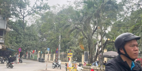 MẶT PHỐ NGAY ĐOẠN TRUNG TÂM - KINH DOANH ĐỈNH - SỔ ĐỎ RIÊNG - TẦM TIỀN SIÊU NHIỀ