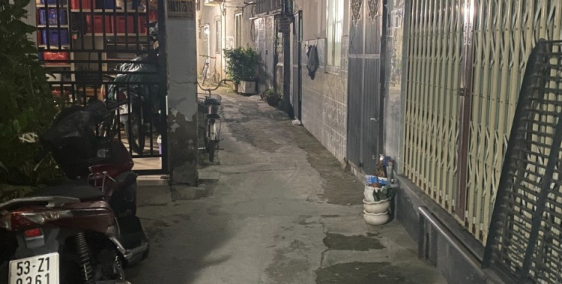 Cho thuê nhà nguyên căn có gác suốt rộng