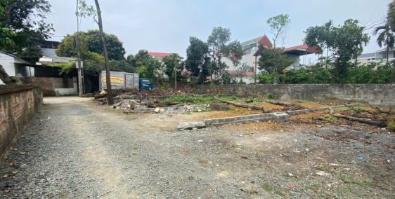 73m thị trấn xuân mai ô tô đỗ cửa cách tỉnh lộ 412 chỉ 100m giá 1,8tỷ