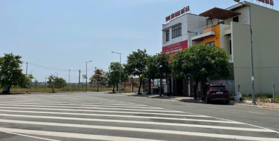 CỰC HOT-SỞ HỮU NGAY LÔ GÓC SIÊU ĐẸP CHỈ VỚI 300 TRIỆU(20%) GẦN TT QUẢNG NGÃI