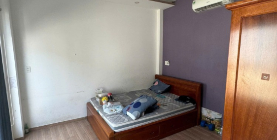 Cần bán Nhà có View đẹp , 3 tầng đầy đủ Nội Thất . Đường Trường Chinh - Đà Nẵng