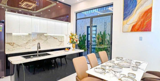 Bán nhà 2 lầu trục chính đường D1 KDC Hồng Loan . Giá 7,5 tỷ