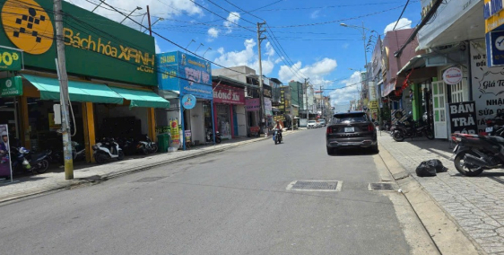 Bán nền MT đường Trần Nam Phú . DT 130m2 . Giá rẽ