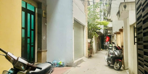 BÁN NHÀ PHỐ VŨ TRỌNG PHỤNG, THANH XUÂN, SỔ ĐỎ, VỊ TRÍ VÀNG 62M2 X 4 TẦNG CHỈ 11