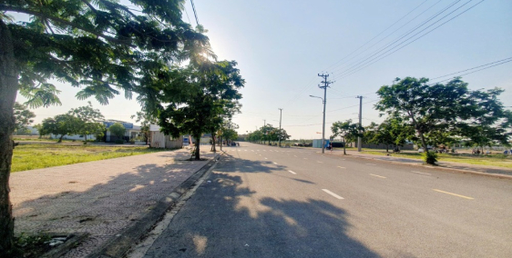 đất sát hội an đường 7m5 giá gần 2 tỷ 126m2 thuộc đất ở đô thị