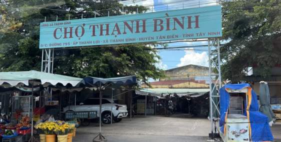 BÁN LÔ ĐẤT 1000m2 SAU LƯNG CHỢ THẠNH BÌNH