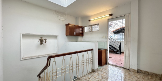 Lô Góc, Ô Tô, DT 56m, 5T, (4.3x13), Giá 11.x tỷ, Nguyễn Đình Chính Phú Nhuận