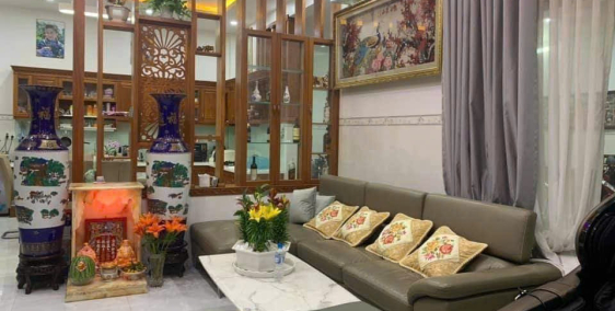 Biệt thự Hoàng Lê Kha, hơn 200 m2, Trung Tâm Quận 6, không gian sống đẳng cấp.