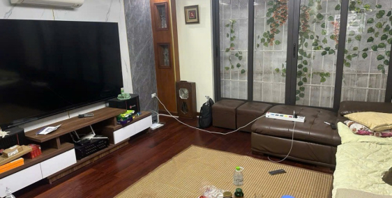 BÁN NHÀ ĐẸP PHỐ VÕ THỊ SÁU – VIEW HỒ – CÓ THANG MÁY – 8 PHÒNG NGỦ