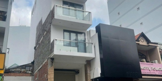 Cho thuê đất trống kinh doanh tự do set up ,vị trí mặt tiền đường Cô Bắc, Quận 1