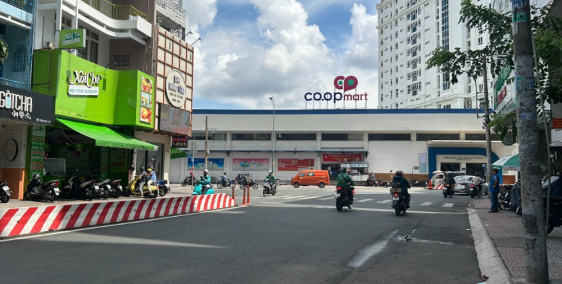 29 tỷ căn nhà mặt tiền Bùi Thị Xuân, Quận , Sổ hồng hoàn công đầy đủ