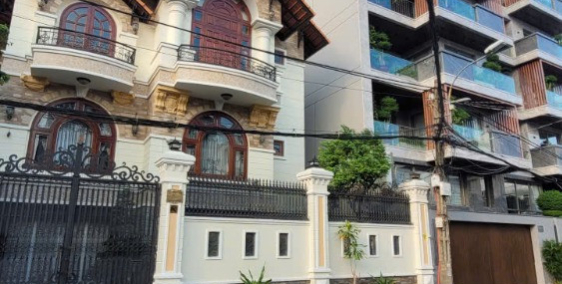Biệt thự ngay Thăng Long,P.4,Q.Tân Bình - 13x17(CN: 220m2)3 tầng - Gía: 36 tỷ TL
