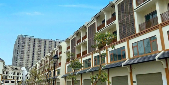 Bán liền kề 45, 100m2 view vườn hoa tại KĐT Hinode Royal Park, Hoài Đức, giá 19,