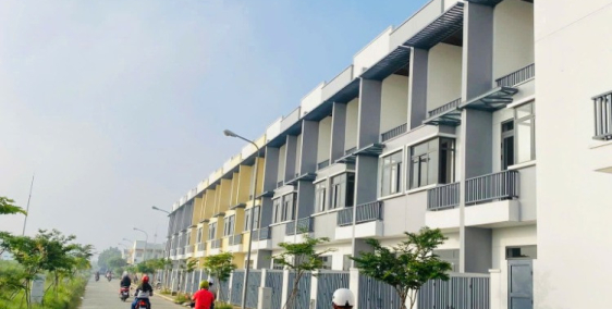 Nhà phố Phước Đông New City 2 Lầu giá từ 2 tỷ, trả trước 600tr nhận nhà